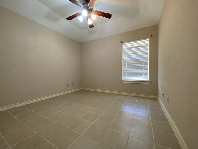 Building Photo - 9804 Cantera Ct