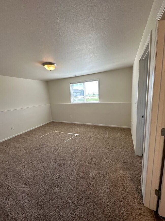 Building Photo - 66 Mulberry Loop NE