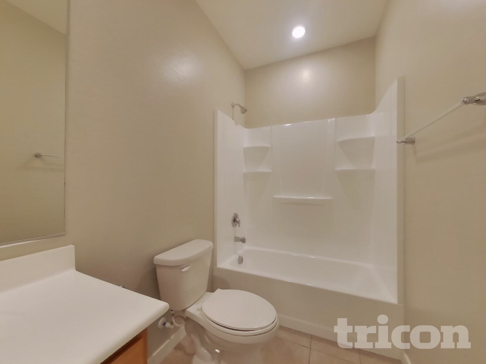 Building Photo - 14366 W Pershing St