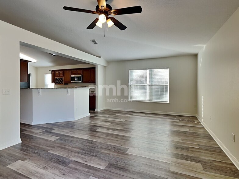 Building Photo - 116 Osprey Marsh Ln