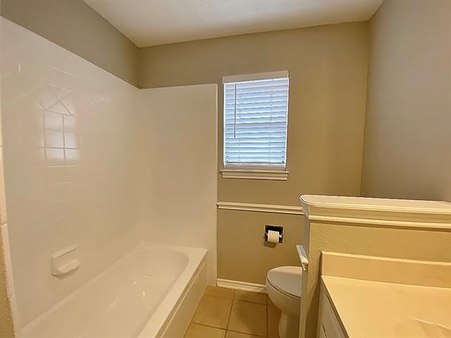 Building Photo - 3704 Fairhaven Dr
