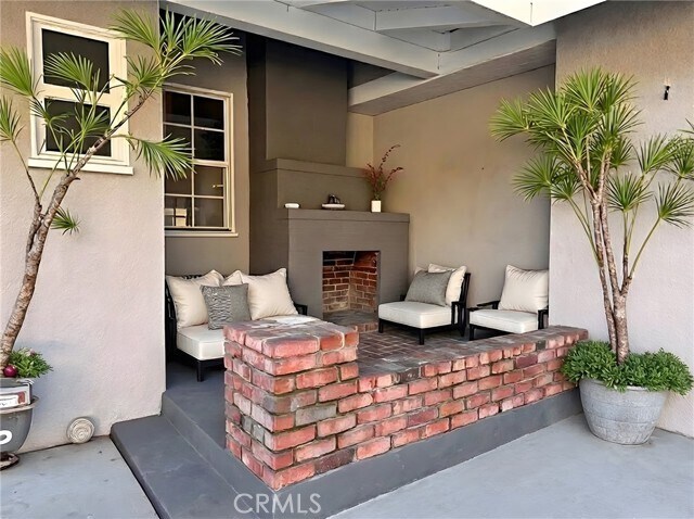 Building Photo - 11559 Blix St