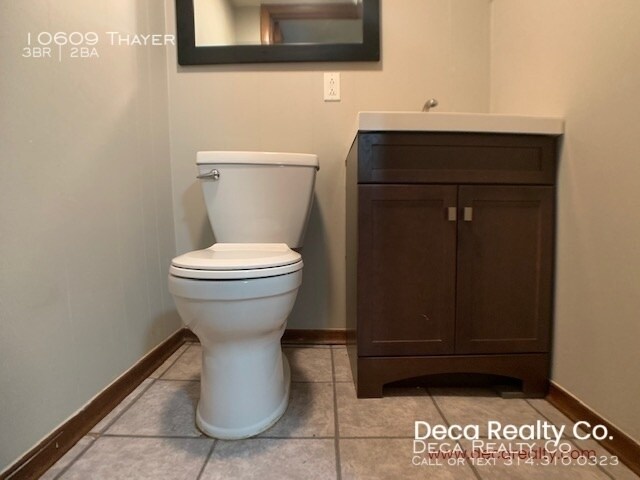 Building Photo - 3 Bedroom House