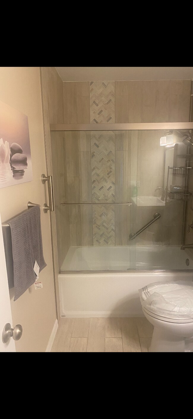 Building Photo - 3501 E Theresa Ln