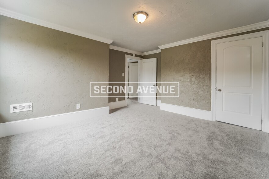 Building Photo - 8012 Elkhart St