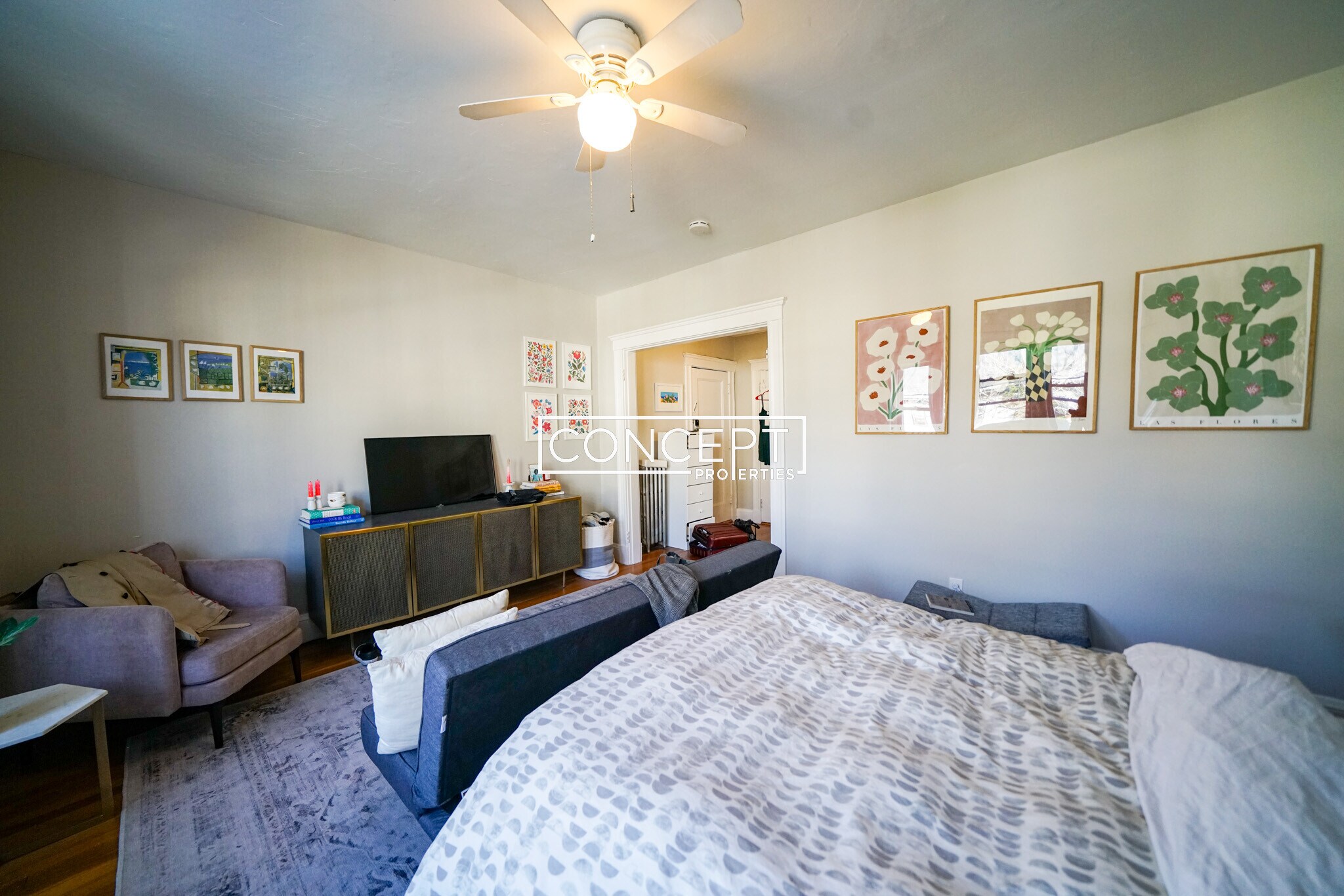 Building Photo - 11 Gray St