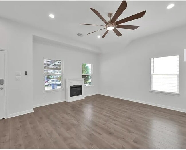Building Photo - 16708 Stonefield St