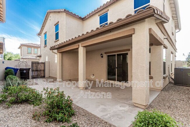 Building Photo - 1423 N Balboa