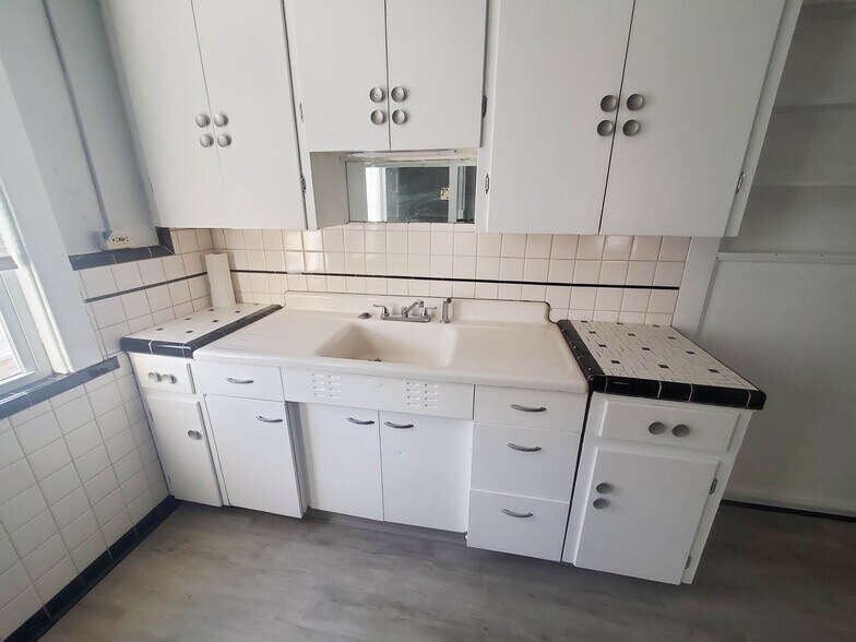 Building Photo - 1601 Liberty St