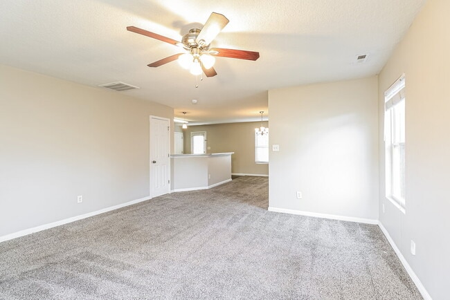 Building Photo - 810 Mattox Ct