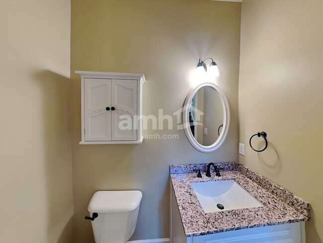 Building Photo - 3030 Romain Trl