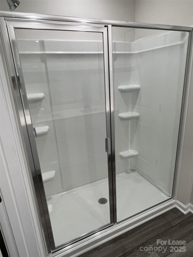 Building Photo - 3863 County Down Ave