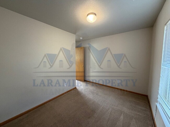 Building Photo - 517 Mitchell St