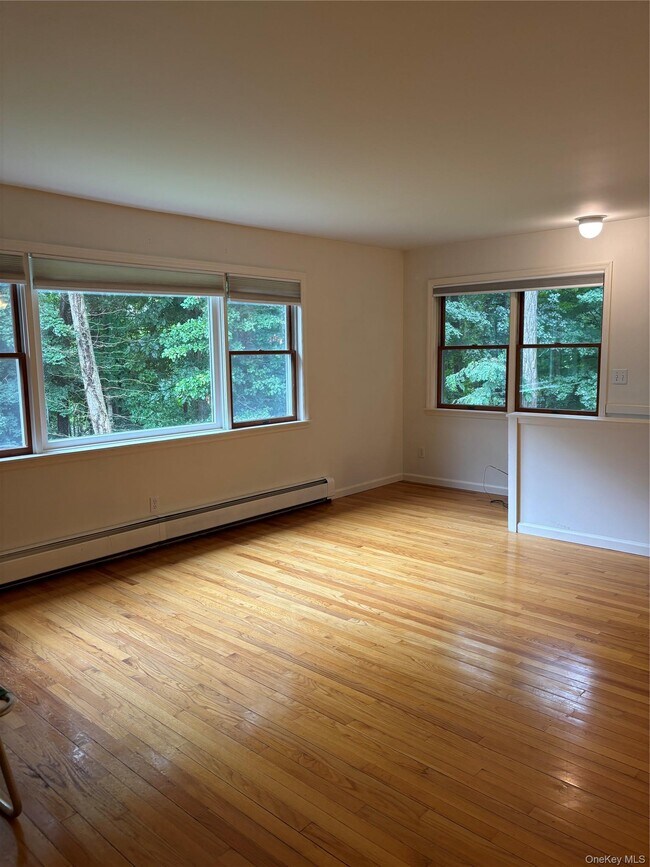 Building Photo - 600 NY-22