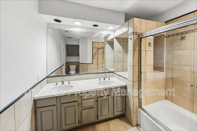 Building Photo - 1108 Quail Valley Ln