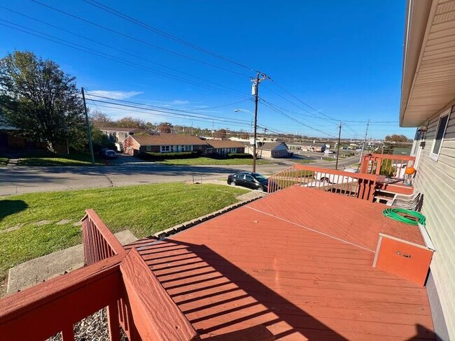 Building Photo - Newly remodeled duplex in Monroe