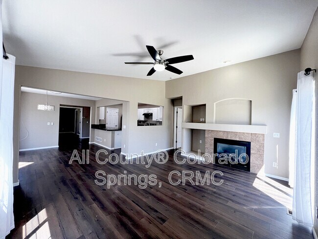 Building Photo - 14345 Woodrock Path