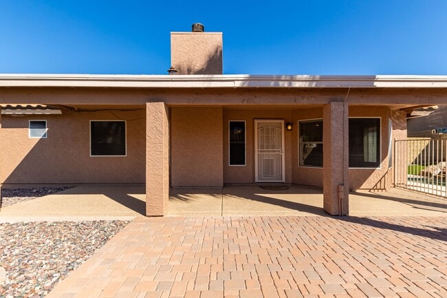 Building Photo - 6601 E Presidio St