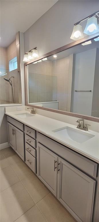 Building Photo - 28564 Sweet Persimmon Dr