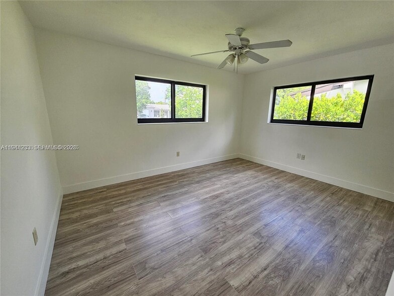 Building Photo - 7908 Granada Blvd