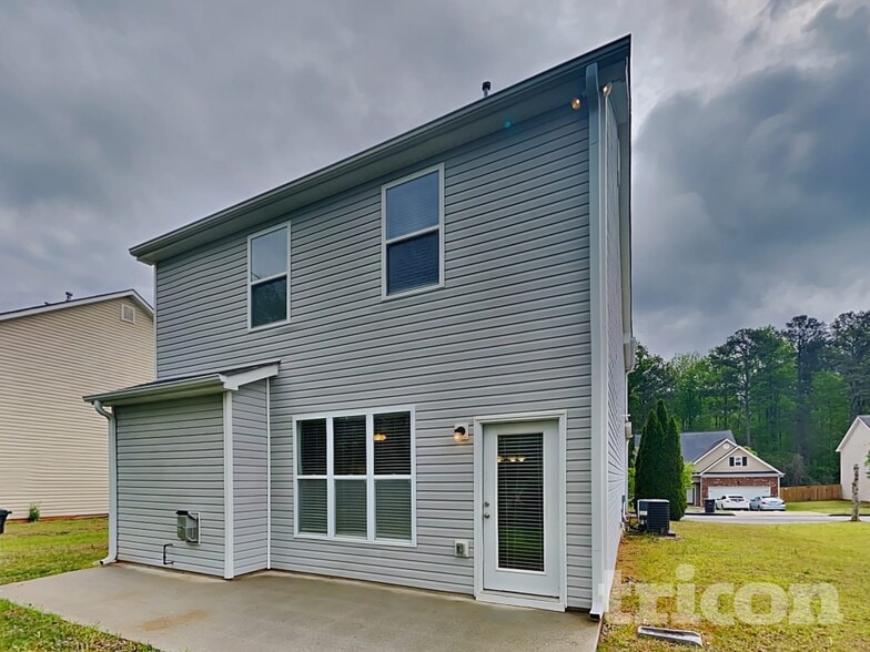 Building Photo - 8129 Brookbend Dr