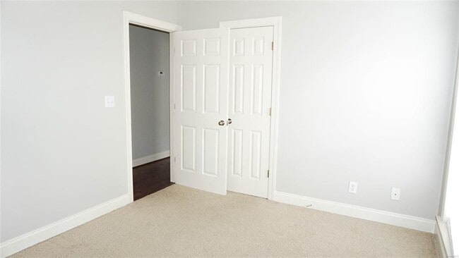 Building Photo - 9537 Greythorne Way