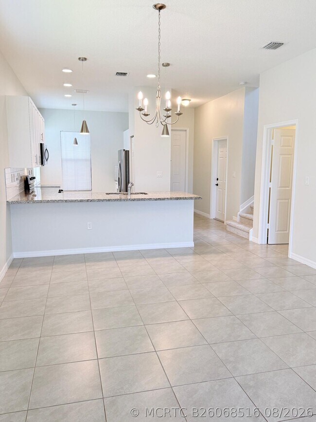 Building Photo - 5489 Soria Ave