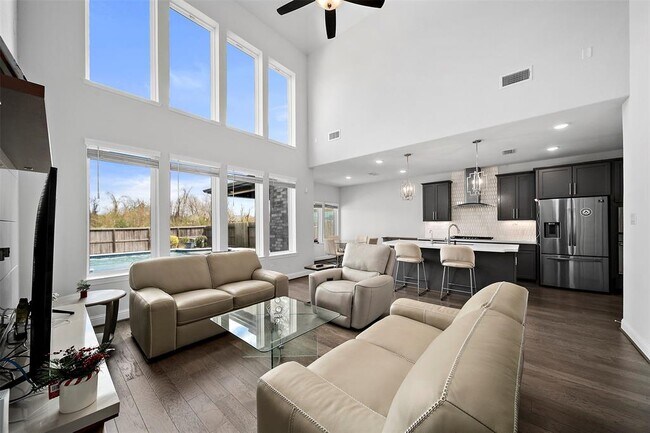 Building Photo - 2334 Calm Channel Ct