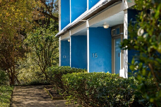 Building Photo - 47 5th St NE