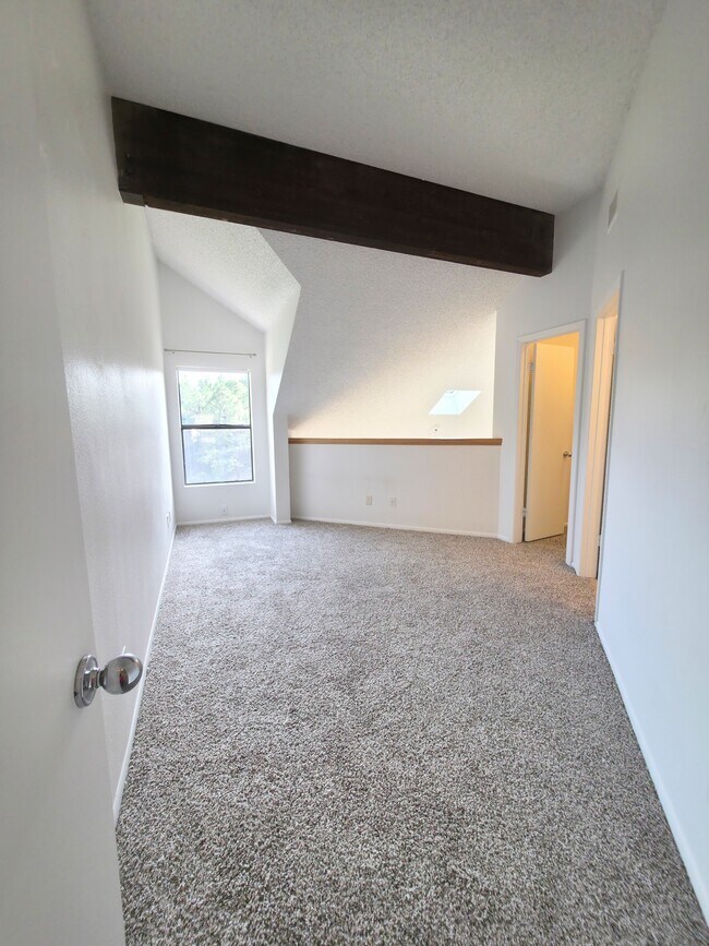 Building Photo - 2324 N Whispering Pines Way