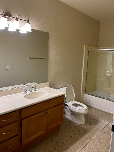 Building Photo - 7647 Mission Gorge Rd