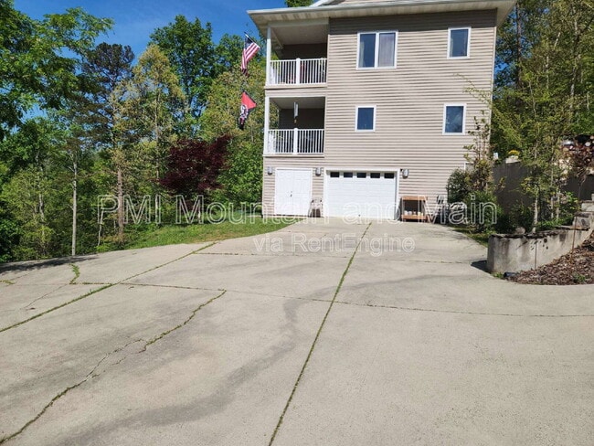 Building Photo - 74 Ebens Cove