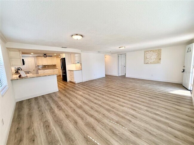 Building Photo - 3295 Adrian Ave