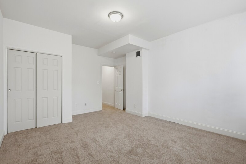 Building Photo - 2546 W Baltimore St