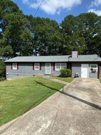 Building Photo - Total Electric 3 Bedroom 1.5 Bath Home