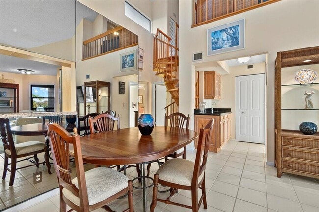 Building Photo - 143 Bay Colony Dr N