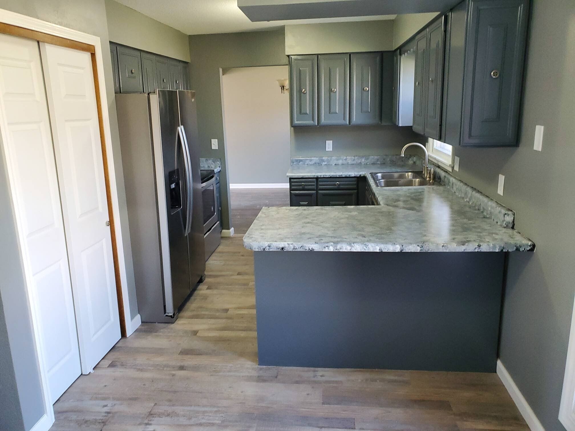 Building Photo - 418 SE 8th St