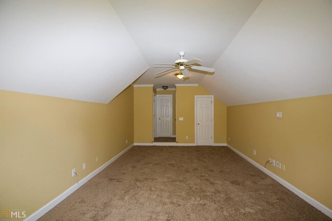 Building Photo - 411 Barrington Hall Dr
