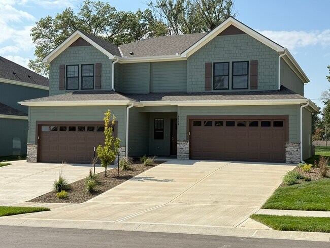 Primary Photo - 8536 Kickapoo St