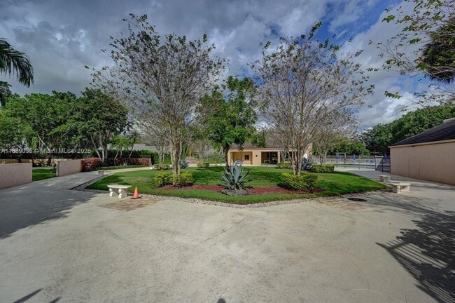 Building Photo - 148 NW 98th Terrace