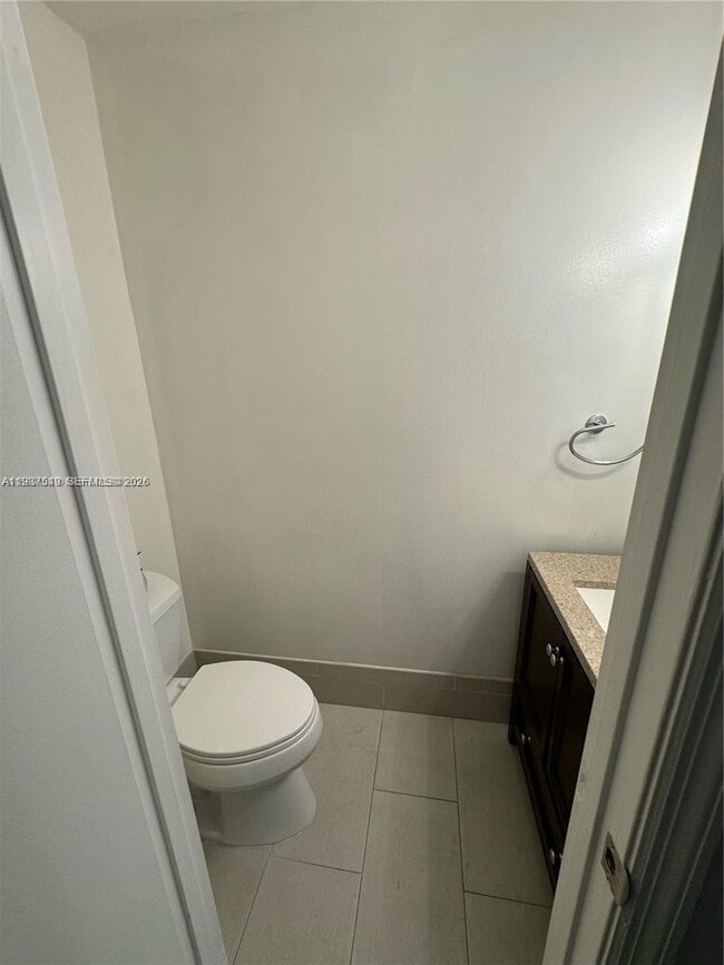 Building Photo - 12032 S Las Palmas Dr