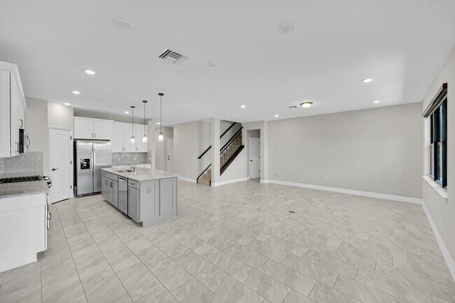 Building Photo - 4995 Cavelletti Rd
