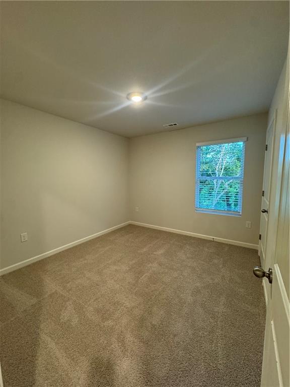 Building Photo - 32 Berryville Dr
