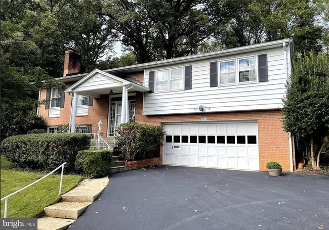 Building Photo - 3637 38th St N