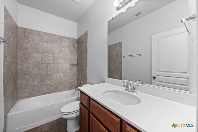 Building Photo - 519 Wyndham Hill Pkwy