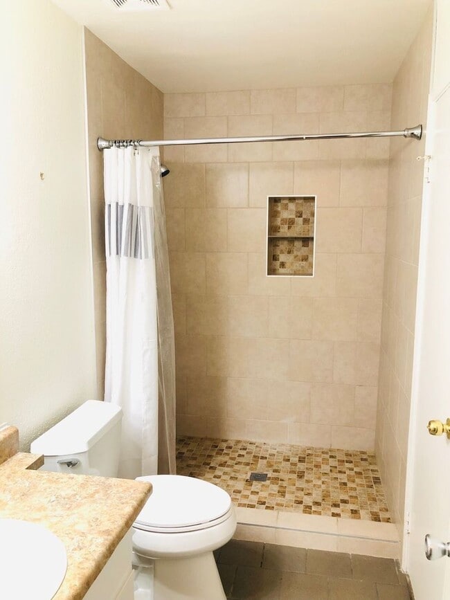 Building Photo - Desert Shores|Las Vegas 1 bedroom condo fo...