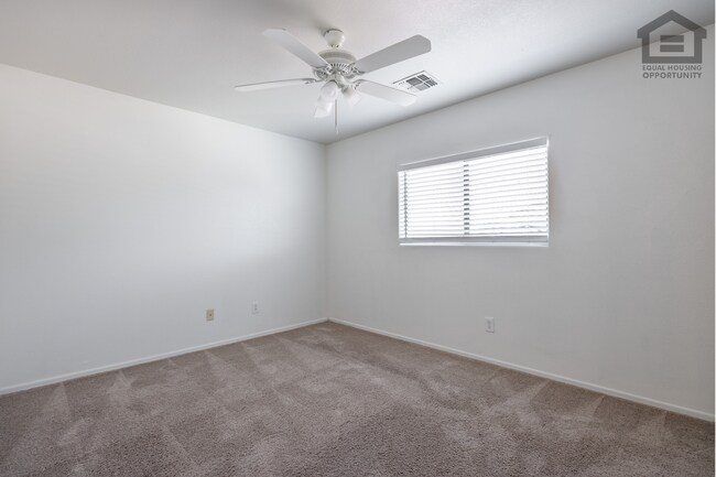 Building Photo - 3Bed/2.5Bath House in Maricopa! Move-In Ready on 07/09/2026!