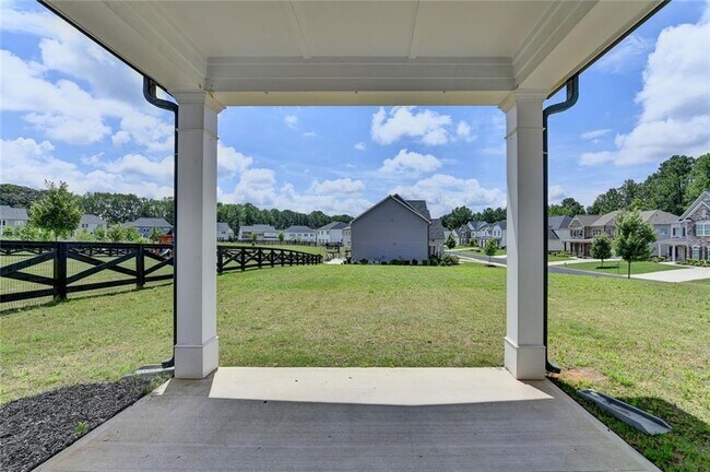 Building Photo - 3695 Andover St