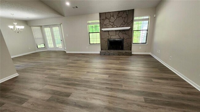 Building Photo - 7847 Sugarland Dr
