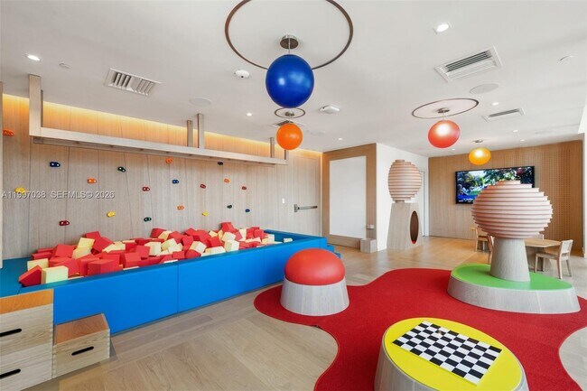 Building Photo - 1000 Brickell Plaza